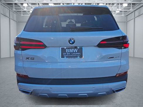 New 2026 BMW X5 xDrive40i w/ Premium Package image 6