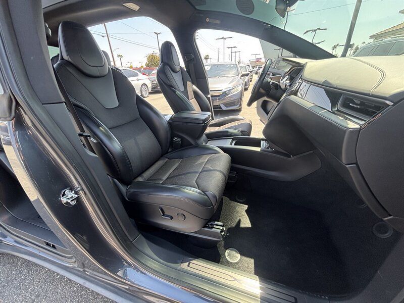 Used 2018 Tesla Model X P100D AWD/4WD image 14