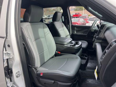 New 2026 RAM 5500 Tradesman AWD/4WD image 23