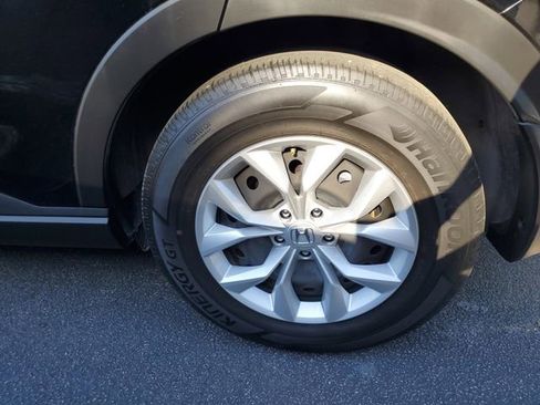 Used 2025 Honda CR-V LX image 5