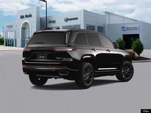 New 2025 Jeep Grand Cherokee Summit image 8
