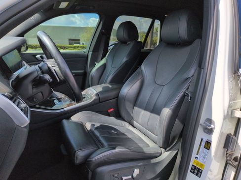 Used 2019 BMW X5 xDrive40i w/ Convenience Package image 16