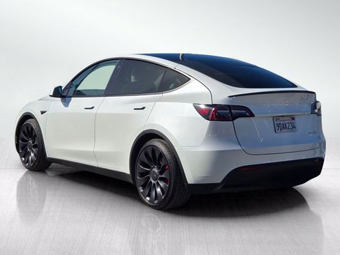 Used 2022 Tesla Model Y Performance AWD/4WD image 6