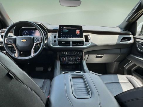 Used 2024 Chevrolet Tahoe High Country AWD/4WD image 16