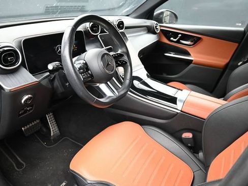 Used 2023 Mercedes-Benz GLC 300 image 11