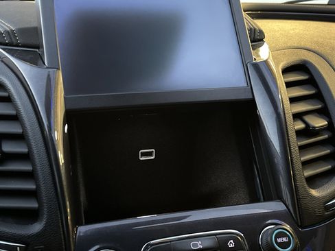 Used 2016 Chevrolet Impala LTZ image 28