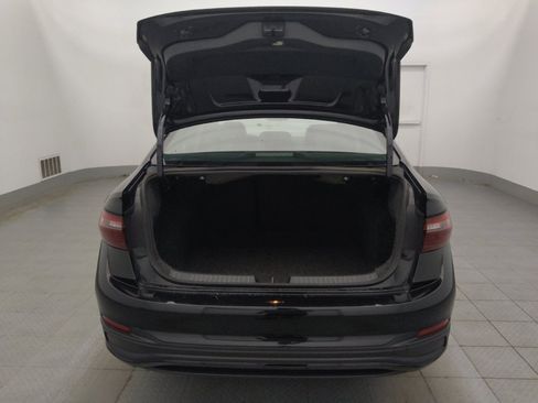 Used 2024 Volkswagen Jetta SE FWD image 29