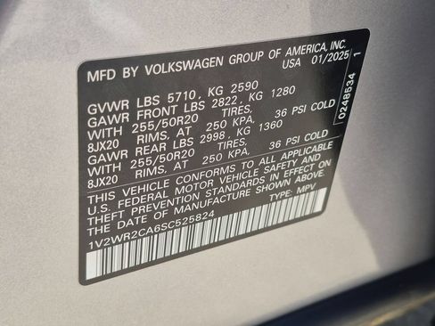 Used 2025 Volkswagen Atlas SE FWD image 36