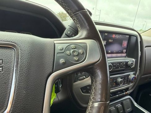 Used 2015 GMC Sierra 1500 SLT w/ SLT Crew Cab Value Package AWD/4WD image 31