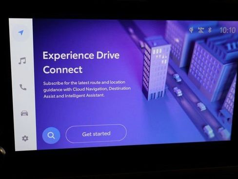 Used 2025 Toyota Camry SE image 24