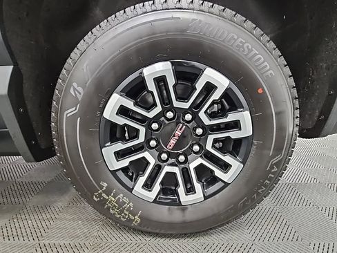 New 2026 GMC Sierra EV Elevation image 40