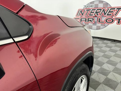 Used 2020 Chevrolet Trax LT w/ LT Convenience Package FWD image 31