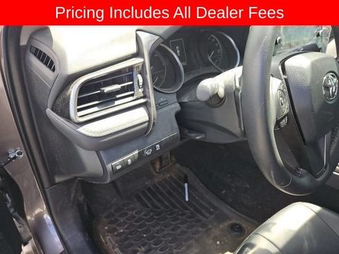 Used 2024 Toyota Camry SE w/ Audio Upgrade Package FWD image 9