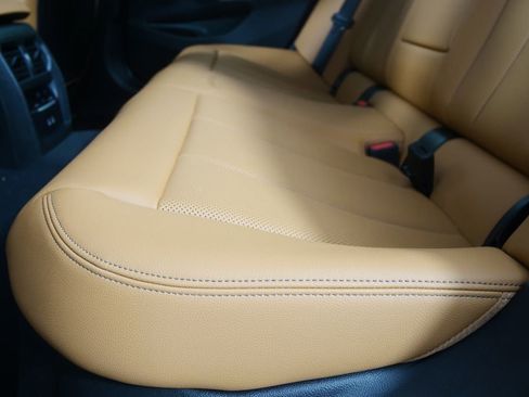 New 2026 BMW 330i Sedan image 15