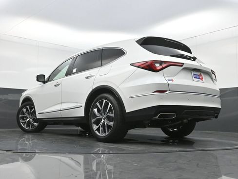 Used 2023 Acura MDX w/ Technology Package FWD image 35