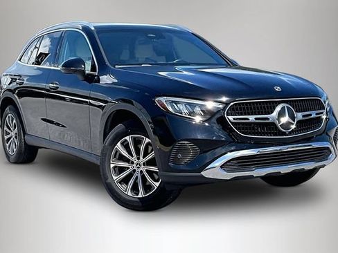 Certified 2024 Mercedes-Benz GLC 300 image 1