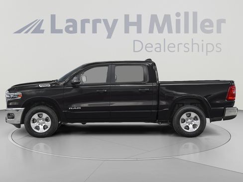 New 2026 RAM 1500 Big Horn AWD/4WD image 3