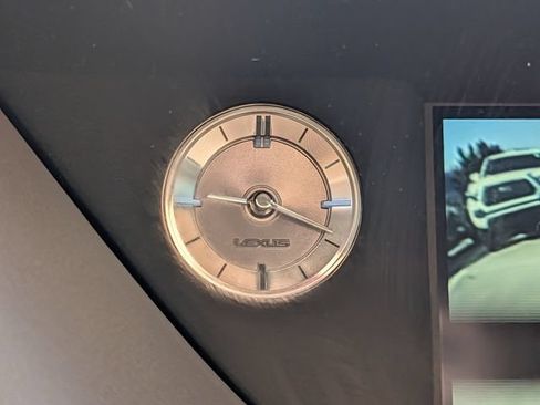 Used 2020 Lexus LS 500 w/ Interior Upgrade Package RWD image 18