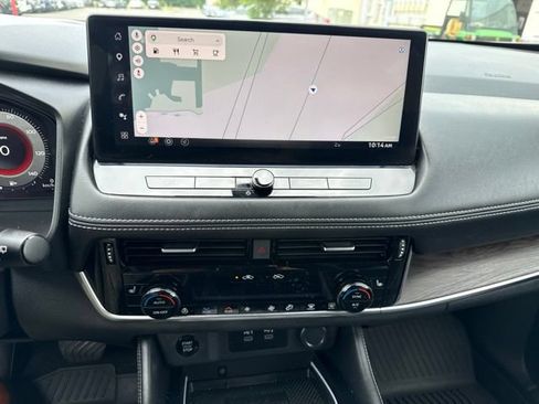 Used 2024 Nissan Rogue Platinum w/ Platinum Premium Package AWD/4WD image 9
