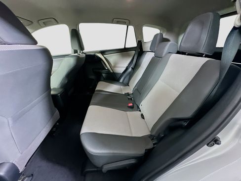 Used 2015 Toyota RAV4 LE FWD image 26