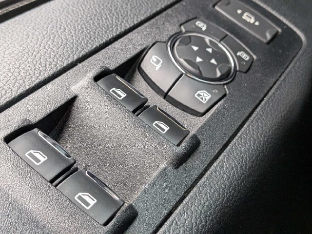 Used 2021 Ford F250 Lariat w/ Lariat Ultimate Package AWD/4WD image 21