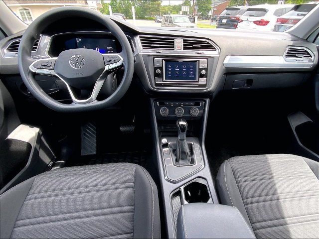 Certified 2023 Volkswagen Tiguan S FWD image 12