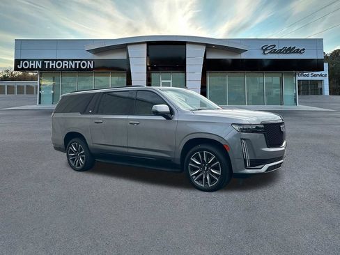 Used 2021 Cadillac Escalade ESV Sport w/ Heavy-Duty Trailer Package RWD image 3