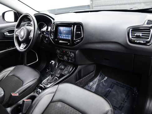 Used 2021 Jeep Compass Latitude AWD/4WD image 13