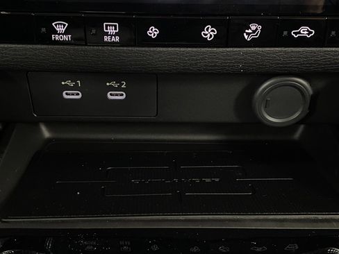 New 2026 Mitsubishi Outlander ES image 24