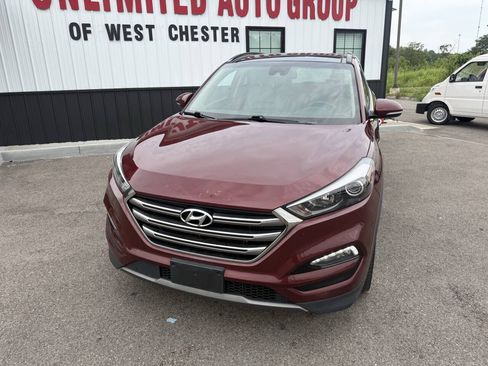 Used 2016 Hyundai Tucson Limited w/ Option Group 03 FWD image 2