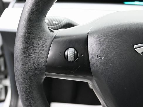 Used 2021 Tesla Model 3 Performance image 18