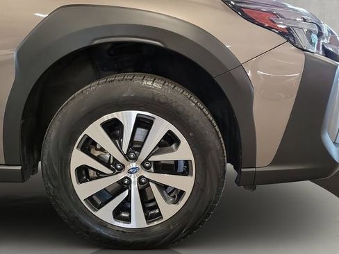 Used 2024 Subaru Outback Premium AWD/4WD image 10