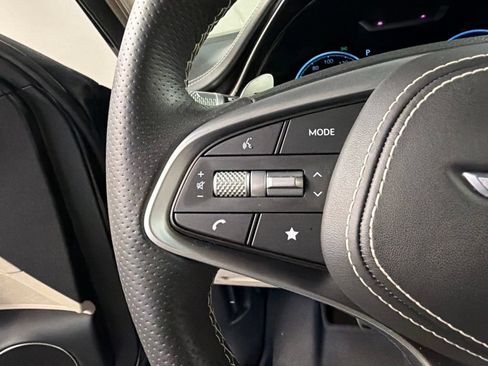 Used 2024 Genesis GV70 3.5T Sport w/ Sport Prestige Package AWD/4WD image 19