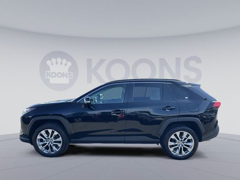 Used 2025 Toyota RAV4 XLE Premium w/ Weather Package AWD/4WD image 13