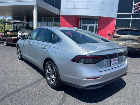 Used 2024 Honda Accord EX image 4
