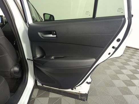 Used 2023 Toyota Corolla Cross XLE FWD image 30