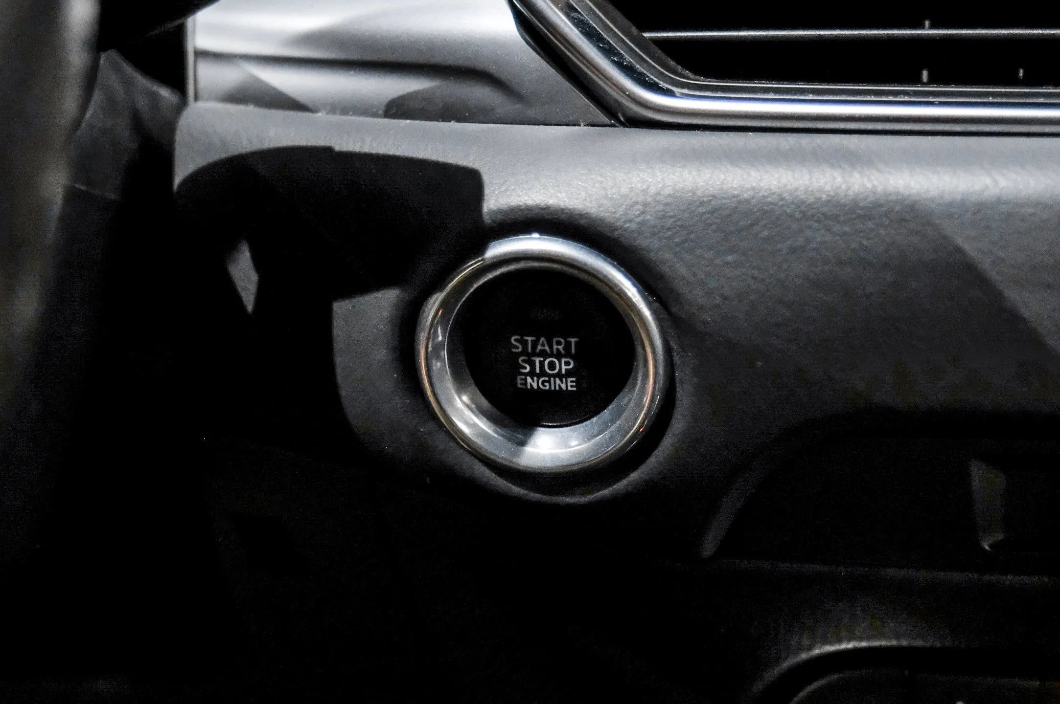 Used 2020 MAZDA CX-5 Touring FWD image 23