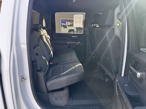 Used 2021 Chevrolet Silverado 2500 LTZ image 14