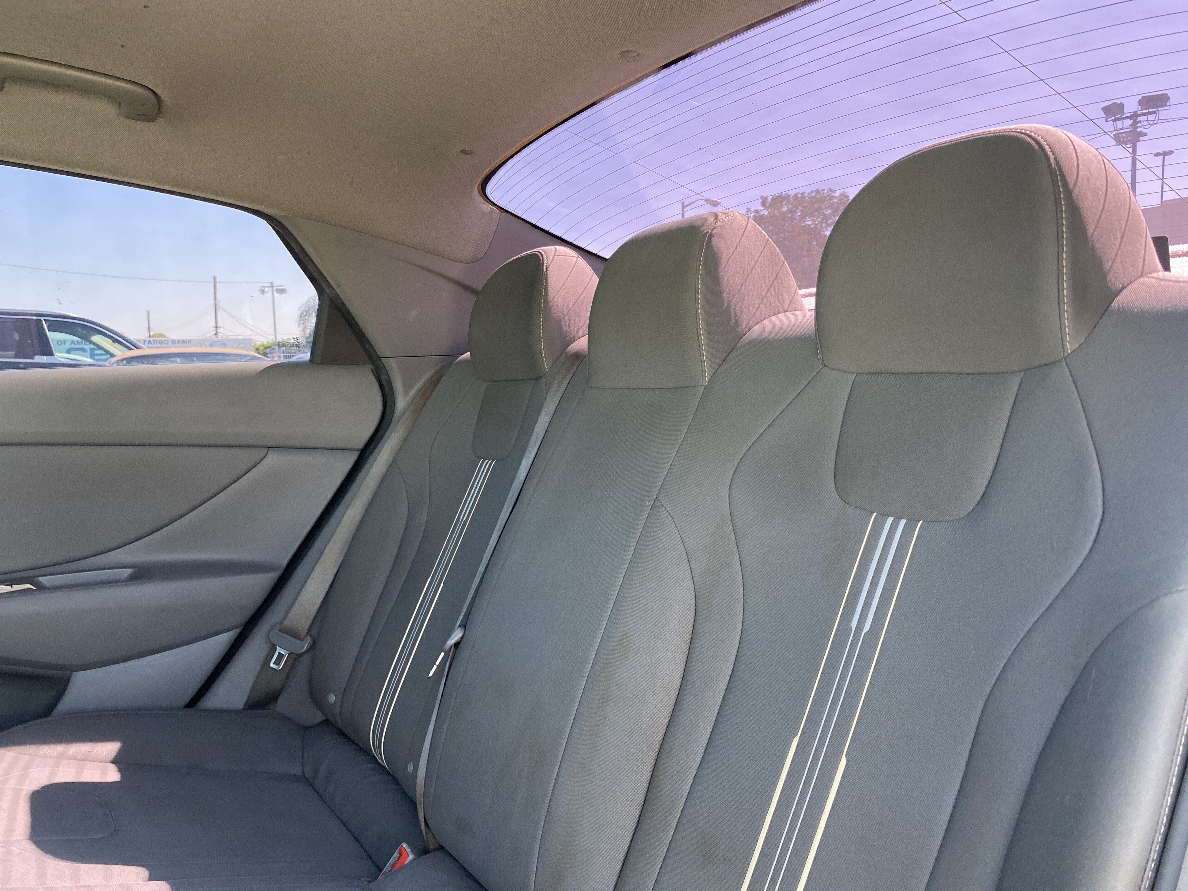 Used 2022 Hyundai Elantra SEL w/ Convenience Package FWD image 20