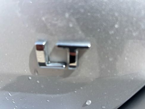 Used 2018 Chevrolet Trax LT w/ LT Convenience Package AWD/4WD image 27
