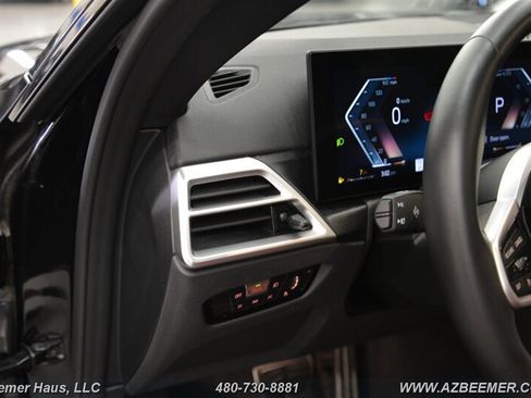 Used 2025 BMW 430i Coupe w/ M Sport Package image 23