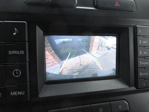 Used 2018 Ford F250 XLT w/ Snow Plow Prep Package image 27