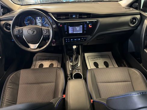 Used 2019 Toyota Corolla SE FWD image 9