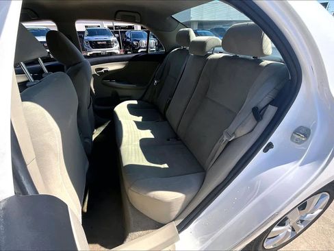 Used 2013 Toyota Corolla LE FWD image 20