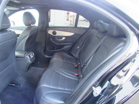 Used 2019 Mercedes-Benz C 300 Sedan image 19