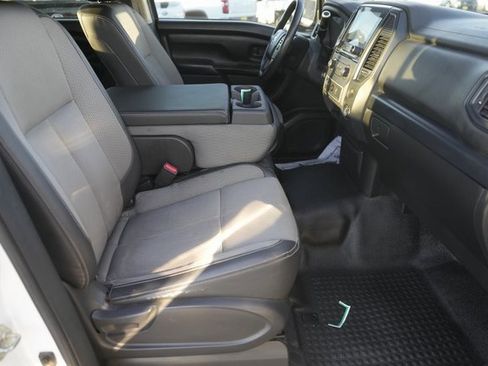 Used 2021 Nissan Titan S w/ S Utility Package image 18