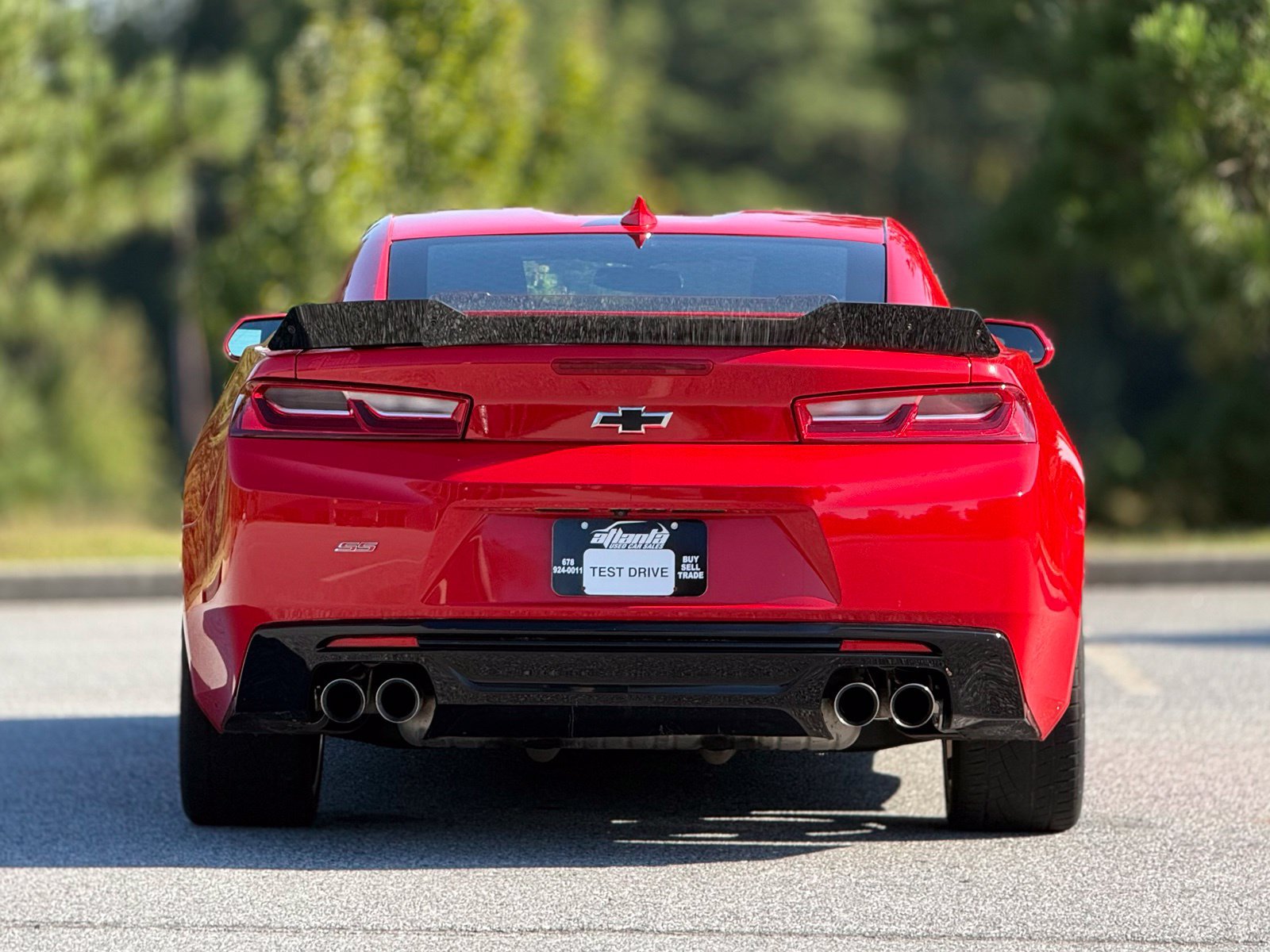 Used 2018 Chevrolet Camaro SS RWD image 6