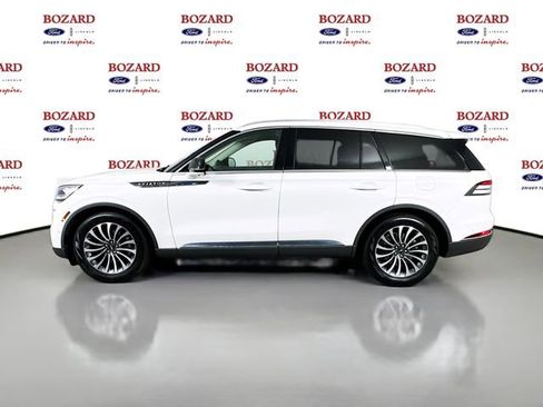 Used 2023 Lincoln Aviator Reserve w/ Equipment Group 201A image 5