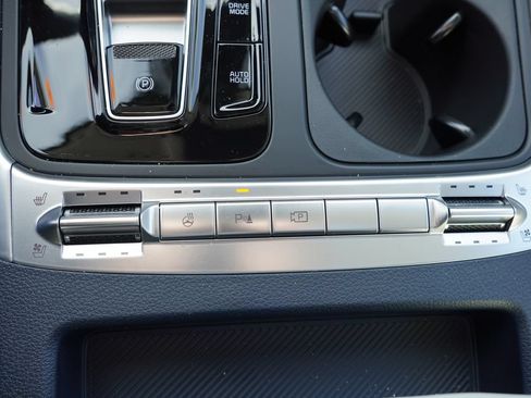 New 2026 Kia Carnival SX Prestige FWD image 17