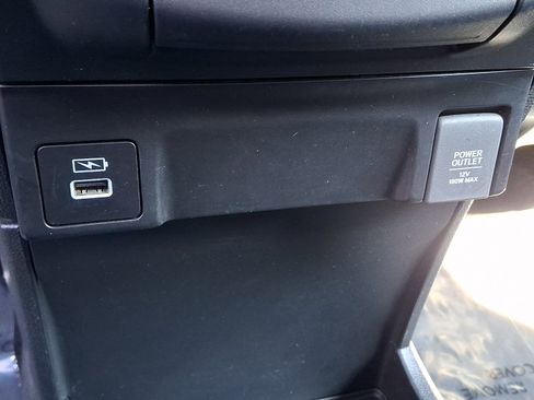 Used 2023 Honda Odyssey Sport image 27